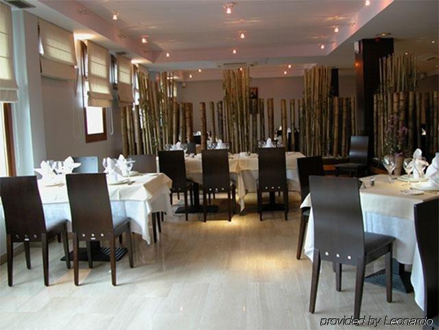 杜雷德西拉酒店 托尔德西拉斯 餐厅 照片